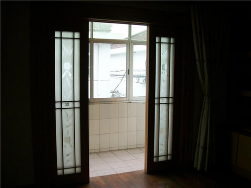 农村自建房安装门窗常见的质量问题有哪些？是否有解决方案？