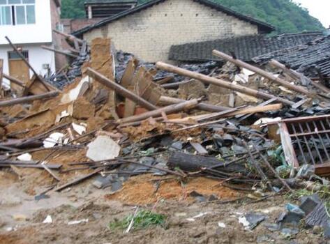 河南许昌自建房倒塌,是什么原因呢,应如何避免房屋倒塌呢?
