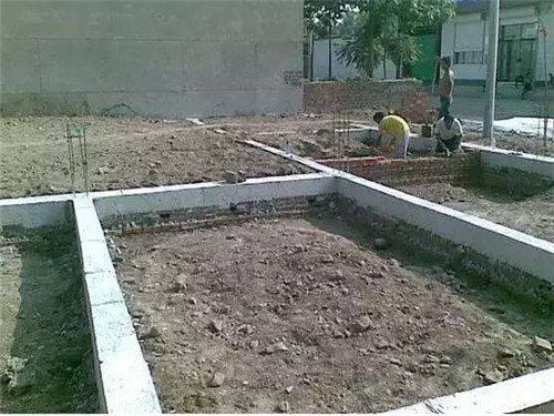 农村建房的水泥砖