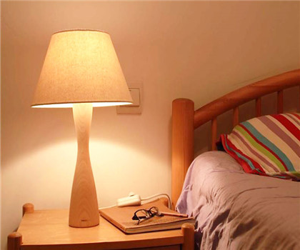 农村房间中床头灯布置的七个方案，学会了不用担心失眠！