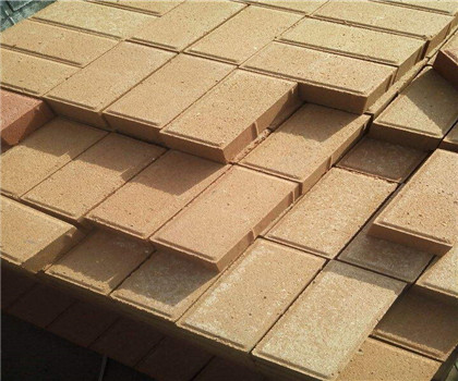 水泥砖和透水砖的区别是什么？水泥砖和透水砖哪一个更好？