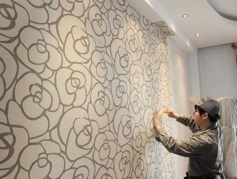 石灰粉刷过的墙壁可以贴壁纸吗？壁纸如何贴？
