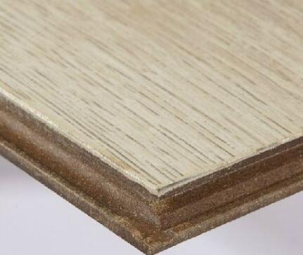 卧室铺复合木地板的好坏,选购复合木地板一点要注意这些