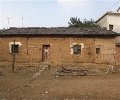 云南推进“4类重点对象”农村危房改造，解决全省居住安全问题