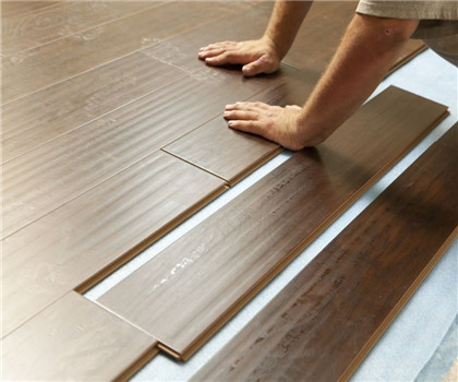 家里装修的时候地板砖没贴好可怎么补救好?这些知识你要懂！