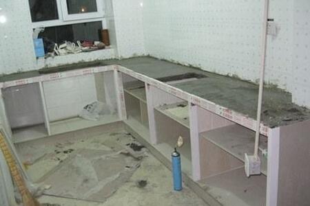 自建房厨房垒灶台用瓷砖有什么优缺点