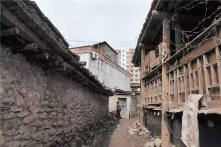 旧城改造需要注意什么？重庆城中村改造赔偿标准是怎样？