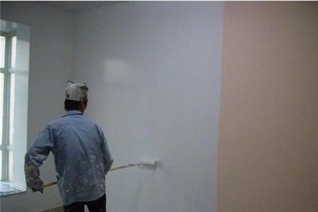 自建房装修时的水漆和油漆有何区别？