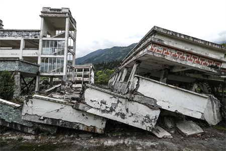 地震中倒塌的房屋